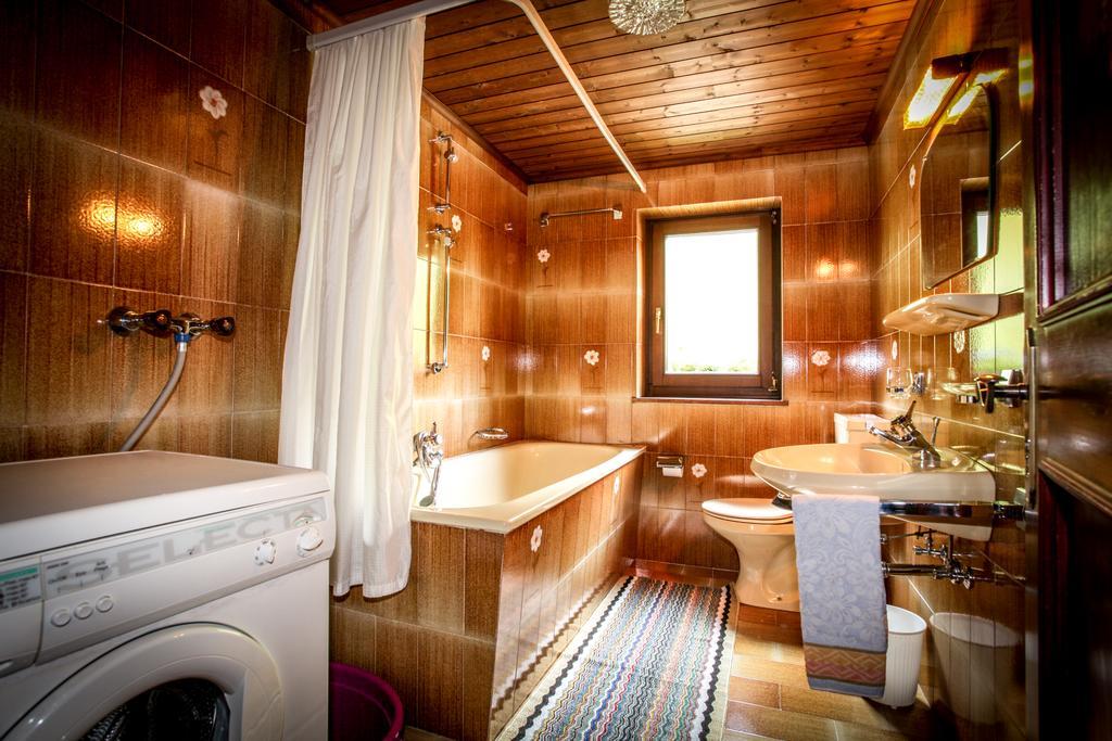 Casa Serac´ La Valle Luaran gambar
