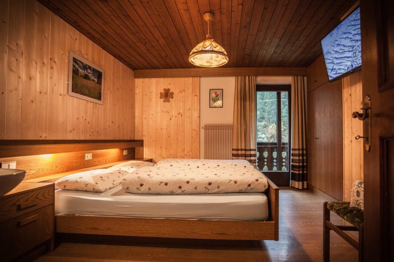 Casa Serac´ La Valle Luaran gambar